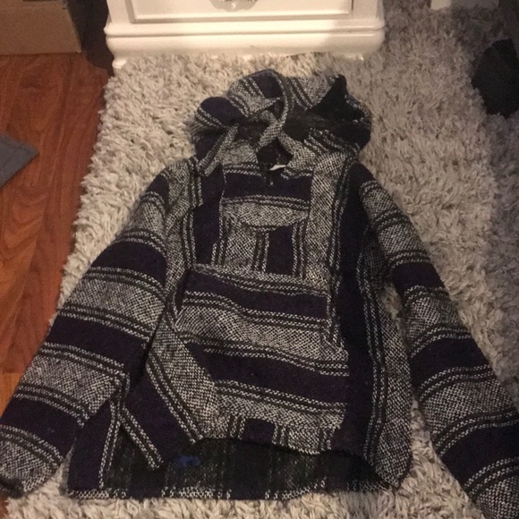 Medium Women’s Poncho, Purple, White & Black - Picture 1 of 1